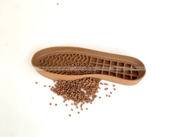 Why Green PVC's Flexible PVC Compounds Are the Choice for Industry Leaders 6 pvc compound for footwear 4